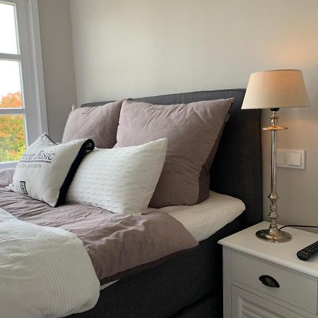 Keitum - Hochwertig Und Gemuetlich Wohnen Unter Reet Apartment Luaran gambar