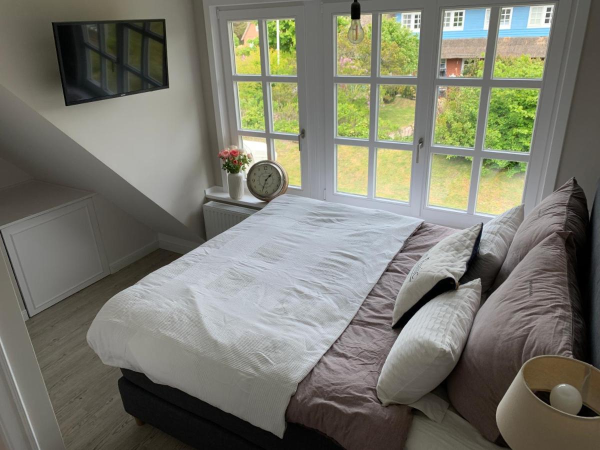 Keitum - Hochwertig Und Gemuetlich Wohnen Unter Reet Apartment Luaran gambar