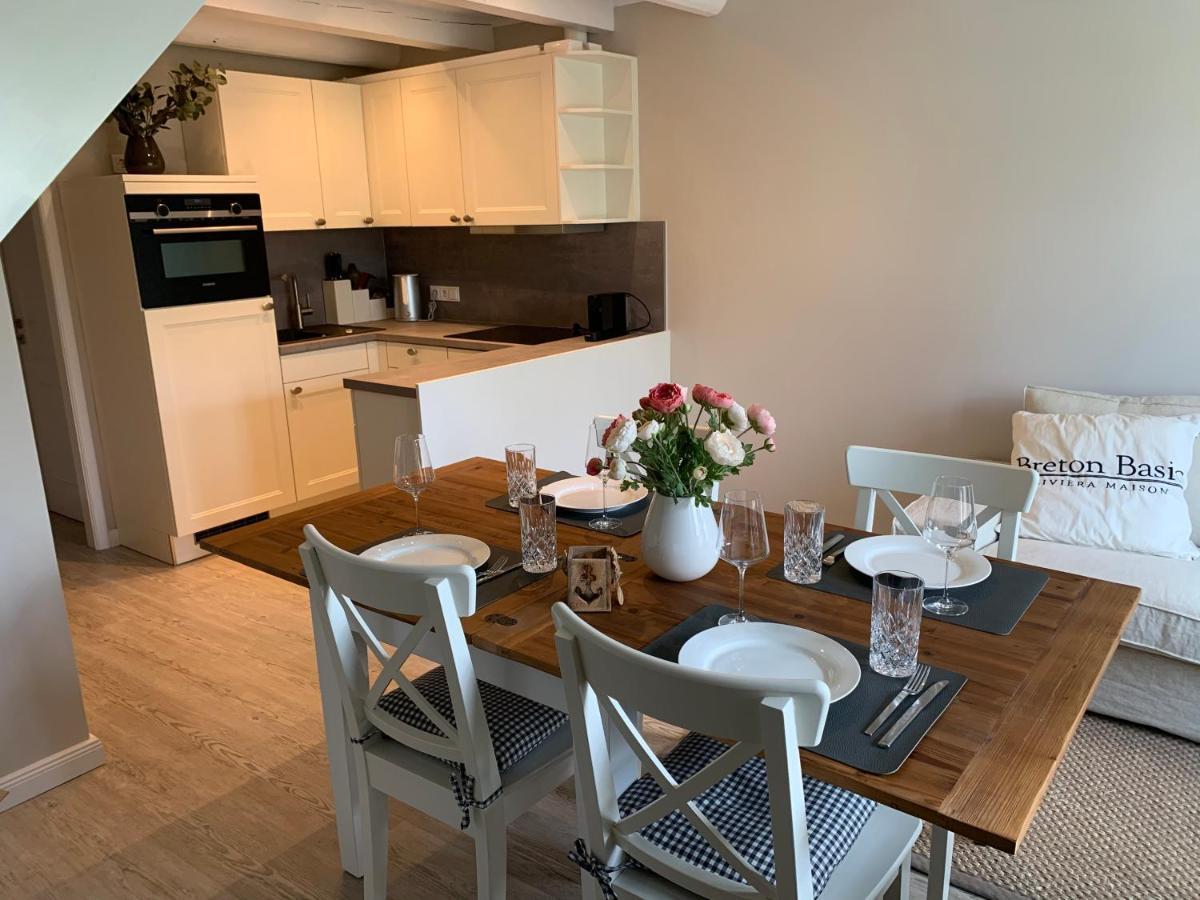 Keitum - Hochwertig Und Gemuetlich Wohnen Unter Reet Apartment Luaran gambar